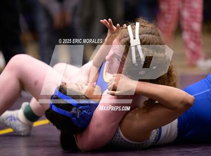 Thumbnail 1 in CIF SDS Division II Championship photogallery.