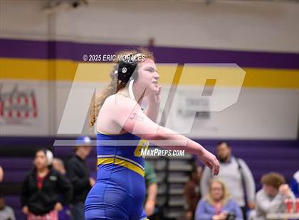 Thumbnail 3 in CIF SDS Division II Championship photogallery.