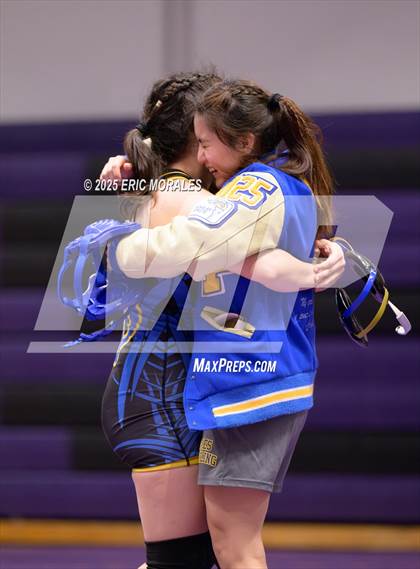 Thumbnail 1 in CIF SDS Division II Championship photogallery.