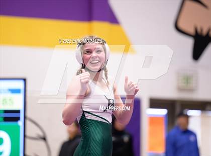 Thumbnail 1 in CIF SDS Division II Championship photogallery.