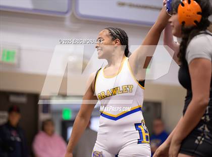 Thumbnail 2 in CIF SDS Division II Championship photogallery.