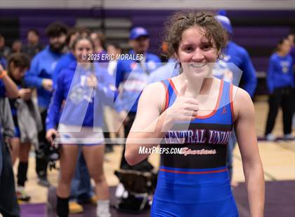 Thumbnail 2 in CIF SDS Division II Championship photogallery.