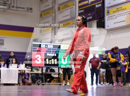 Thumbnail 2 in CIF SDS Division II Championship photogallery.