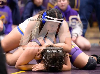 Thumbnail 2 in CIF SDS Division II Championship photogallery.