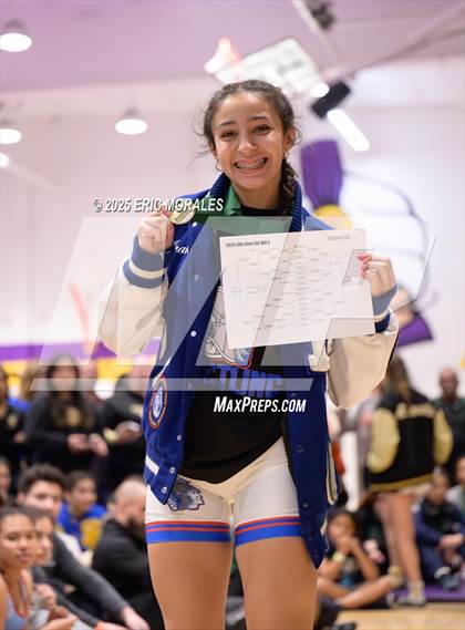 Thumbnail 3 in CIF SDS Division II Championship photogallery.
