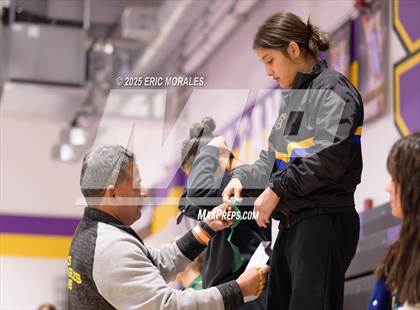 Thumbnail 3 in CIF SDS Division II Championship photogallery.
