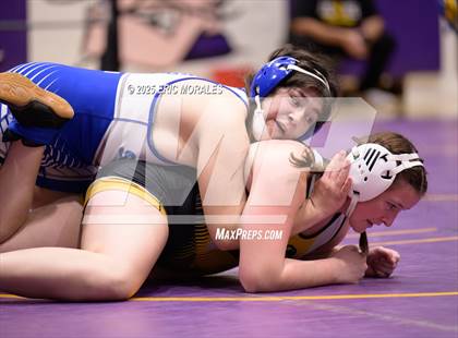 Thumbnail 2 in CIF SDS Division II Championship photogallery.