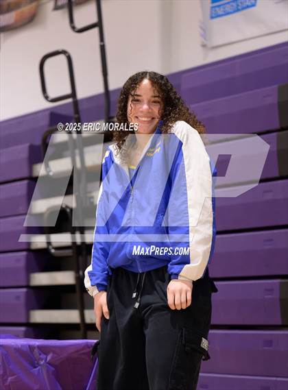 Thumbnail 2 in CIF SDS Division II Championship photogallery.