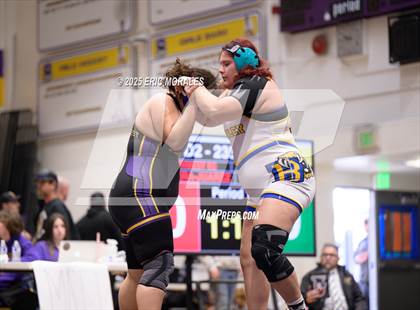 Thumbnail 3 in CIF SDS Division II Championship photogallery.