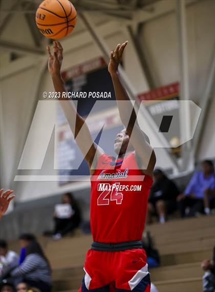 Thumbnail 1 in San Joaquin Memorial vs. Hoover photogallery.