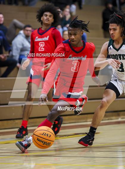 Thumbnail 1 in San Joaquin Memorial vs. Hoover photogallery.