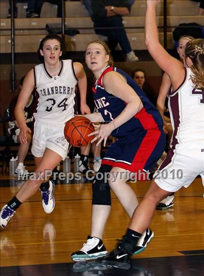 Thumbnail 1 in Kane vs. Cranberry Area (PIAA District 9 AA Finals) photogallery.