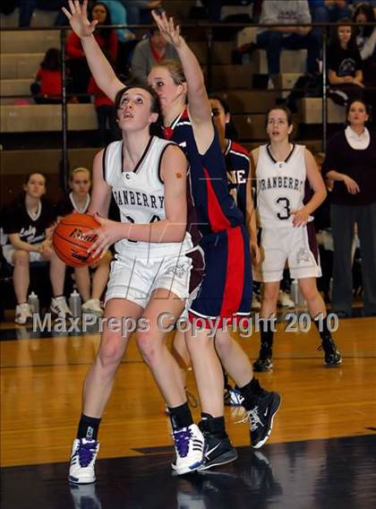 Thumbnail 2 in Kane vs. Cranberry Area (PIAA District 9 AA Finals) photogallery.