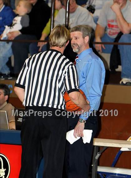 Thumbnail 3 in Kane vs. Cranberry Area (PIAA District 9 AA Finals) photogallery.