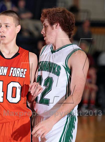 Thumbnail 1 in Pigeon Forge vs Silverdale Academy (Seymour Christmas Classic) photogallery.