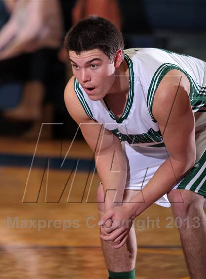 Thumbnail 3 in Pigeon Forge vs Silverdale Academy (Seymour Christmas Classic) photogallery.