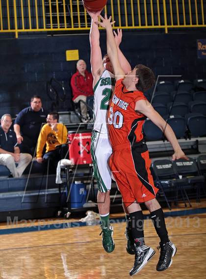 Thumbnail 1 in Pigeon Forge vs Silverdale Academy (Seymour Christmas Classic) photogallery.