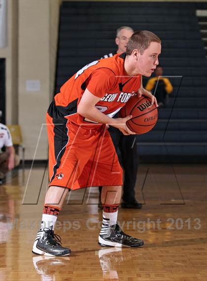Thumbnail 1 in Pigeon Forge vs Silverdale Academy (Seymour Christmas Classic) photogallery.