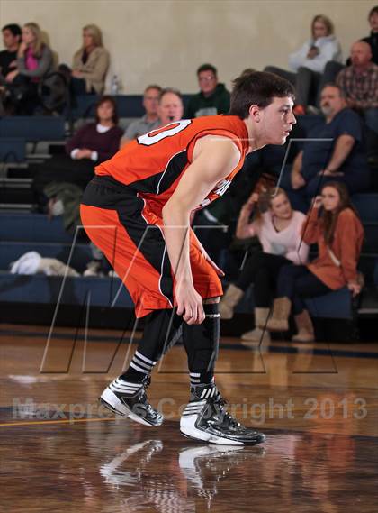 Thumbnail 3 in Pigeon Forge vs Silverdale Academy (Seymour Christmas Classic) photogallery.