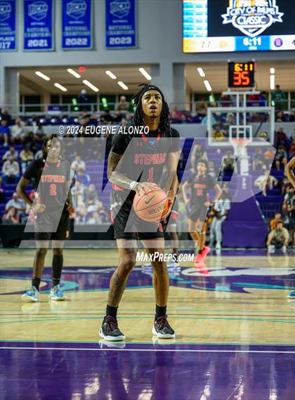 Thumbnail 3 in Archbishop Stepinac vs. Montverde Academy (City of Palms Classic) photogallery.