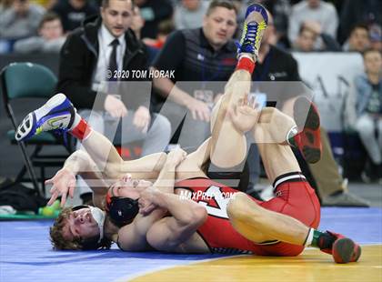 Thumbnail 2 in NJSIAA Boys Wrestling State Finals  photogallery.