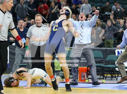 Thumbnail 2 in NJSIAA Boys Wrestling State Finals  photogallery.