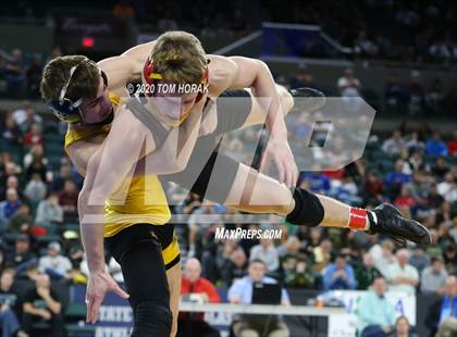 Thumbnail 2 in NJSIAA Boys Wrestling State Finals  photogallery.