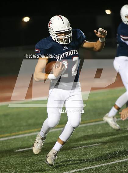 Thumbnail 2 in Northwood Timberwolves @ Beckman Patriots photogallery.