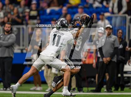 Thumbnail 1 in Steele vs. Vandegrift (UIL 6A Regional Playoff) photogallery.