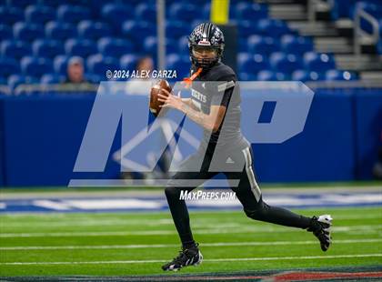 Thumbnail 1 in Steele vs. Vandegrift (UIL 6A Regional Playoff) photogallery.