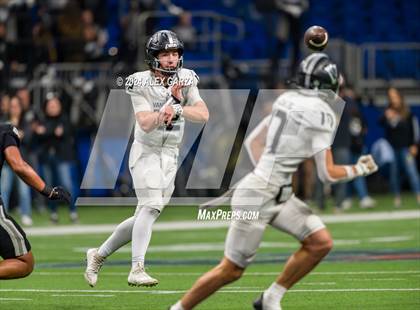 Thumbnail 1 in Steele vs. Vandegrift (UIL 6A Regional Playoff) photogallery.