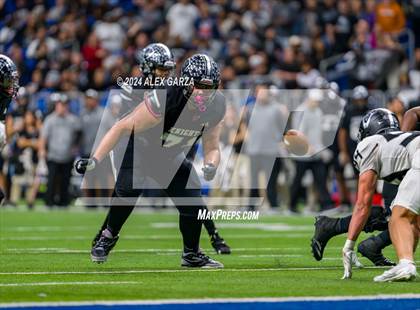 Thumbnail 2 in Steele vs. Vandegrift (UIL 6A Regional Playoff) photogallery.