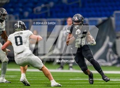 Thumbnail 2 in Steele vs. Vandegrift (UIL 6A Regional Playoff) photogallery.