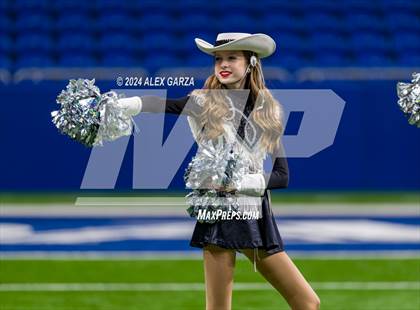 Thumbnail 1 in Steele vs. Vandegrift (UIL 6A Regional Playoff) photogallery.
