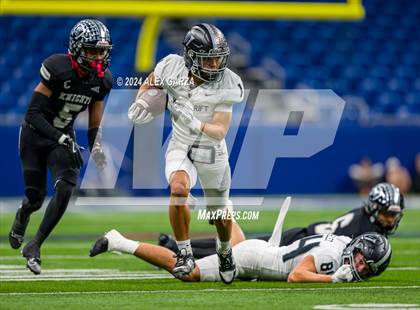 Thumbnail 1 in Steele vs. Vandegrift (UIL 6A Regional Playoff) photogallery.