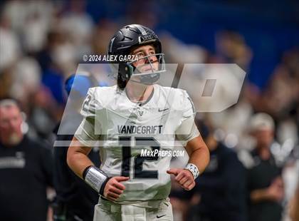 Thumbnail 1 in Steele vs. Vandegrift (UIL 6A Regional Playoff) photogallery.