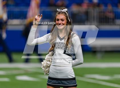 Thumbnail 2 in Steele vs. Vandegrift (UIL 6A Regional Playoff) photogallery.