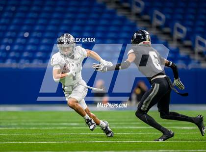 Thumbnail 3 in Steele vs. Vandegrift (UIL 6A Regional Playoff) photogallery.