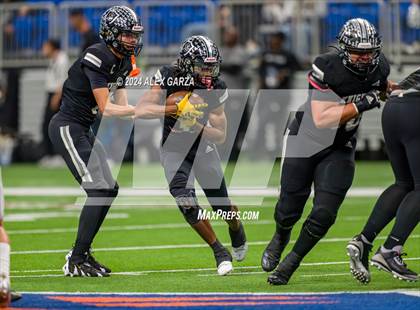 Thumbnail 3 in Steele vs. Vandegrift (UIL 6A Regional Playoff) photogallery.