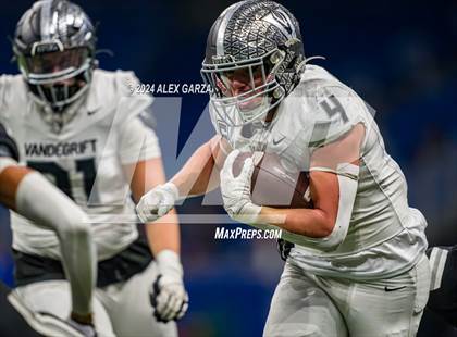 Thumbnail 1 in Steele vs. Vandegrift (UIL 6A Regional Playoff) photogallery.