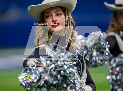 Thumbnail 2 in Steele vs. Vandegrift (UIL 6A Regional Playoff) photogallery.