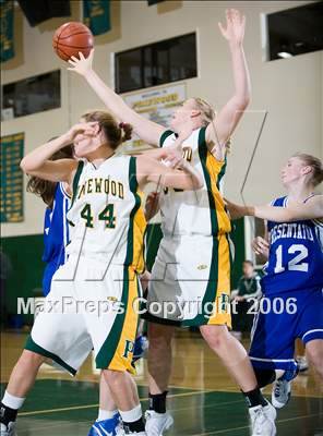 Thumbnail 2 in Presentation @ Pinewood (Pinewood Holiday Classic) photogallery.