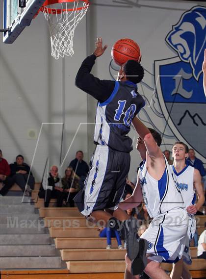 Thumbnail 3 in Cathedral City vs Dana Hills (MaxPreps Holiday Classic) photogallery.