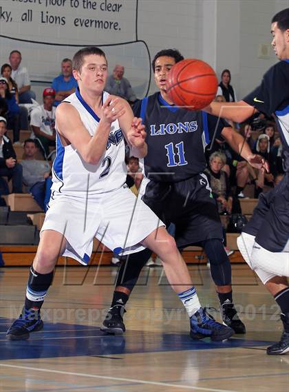Thumbnail 2 in Cathedral City vs Dana Hills (MaxPreps Holiday Classic) photogallery.