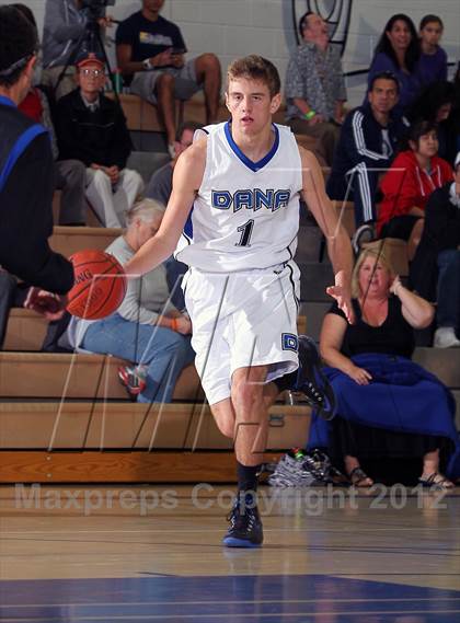 Thumbnail 2 in Cathedral City vs Dana Hills (MaxPreps Holiday Classic) photogallery.
