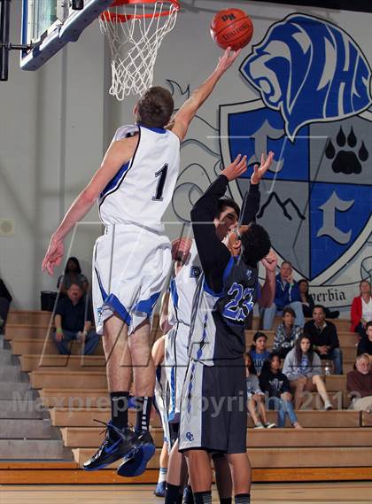 Thumbnail 1 in Cathedral City vs Dana Hills (MaxPreps Holiday Classic) photogallery.