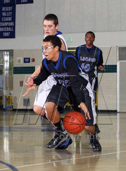 Thumbnail 1 in Cathedral City vs Dana Hills (MaxPreps Holiday Classic) photogallery.