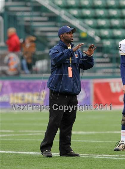 Thumbnail 3 in DeSales vs. Dundee (Section 5 Class D Final) photogallery.