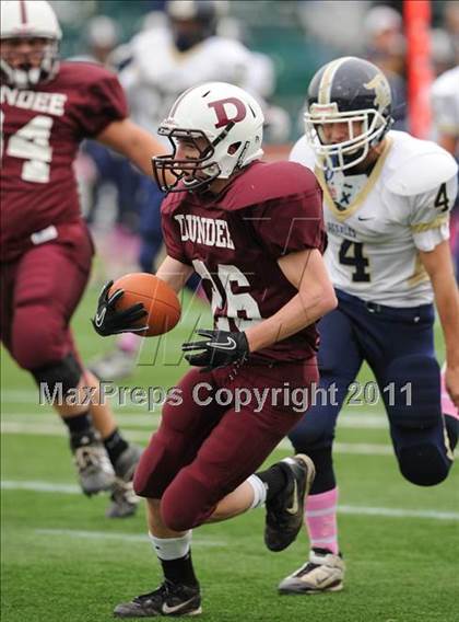 Thumbnail 2 in DeSales vs. Dundee (Section 5 Class D Final) photogallery.