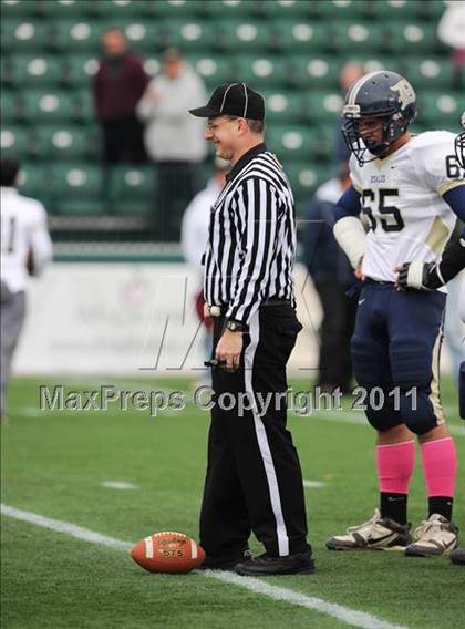 Thumbnail 3 in DeSales vs. Dundee (Section 5 Class D Final) photogallery.